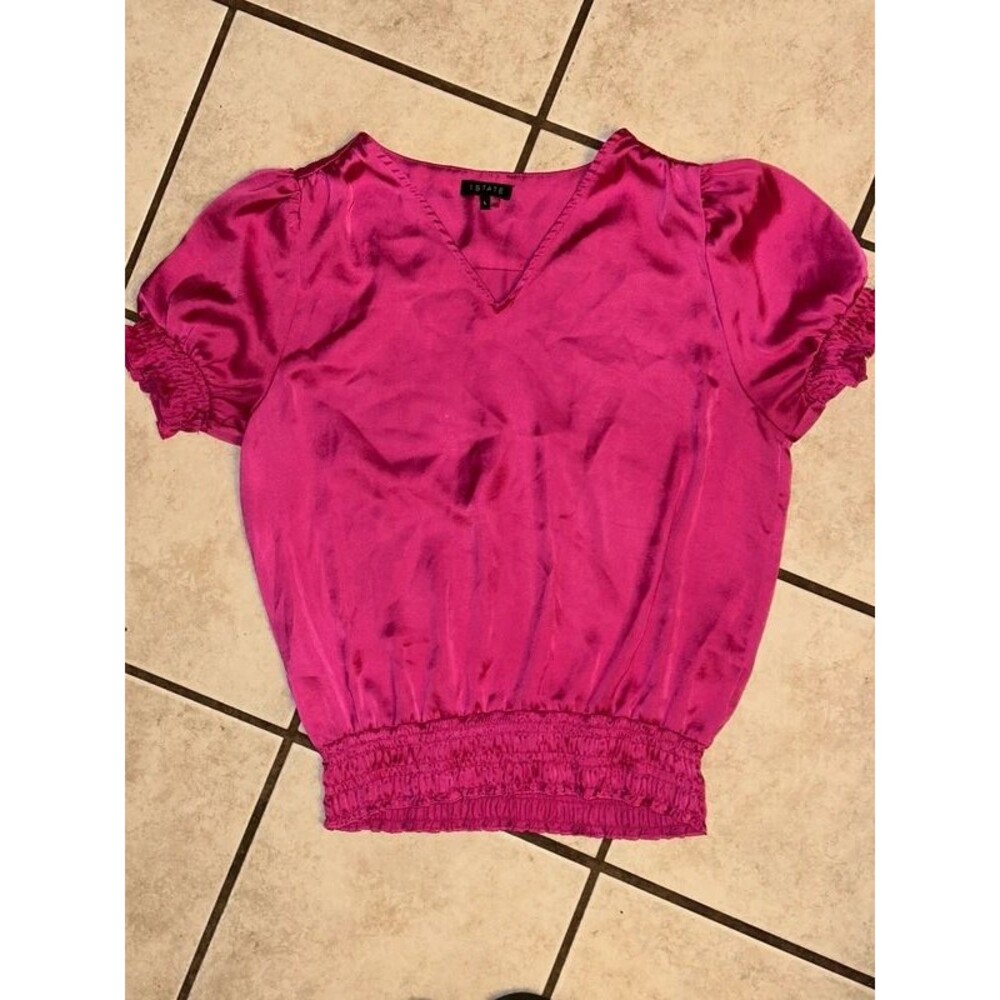 Women’s Pink 1State Silky V neck Top Size Large